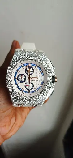 AP Iced out with White dial with White Rubber belt Automatic Moissanite Watch